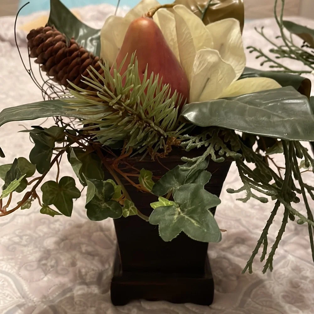 Magnolia floral arrangements